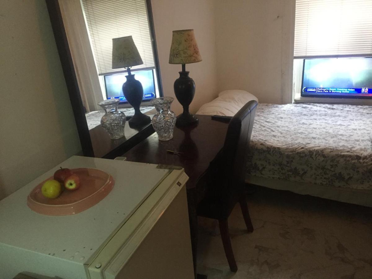 Private Room In Manhattan Нью-Йорк Экстерьер фото