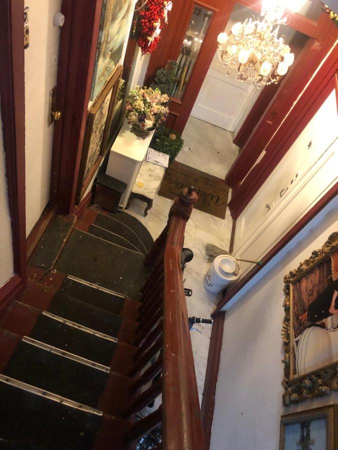 Private Room In Manhattan Нью-Йорк Экстерьер фото