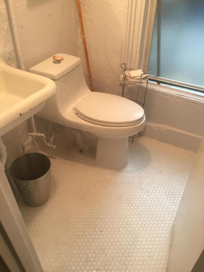 Private Room In Manhattan Нью-Йорк Экстерьер фото